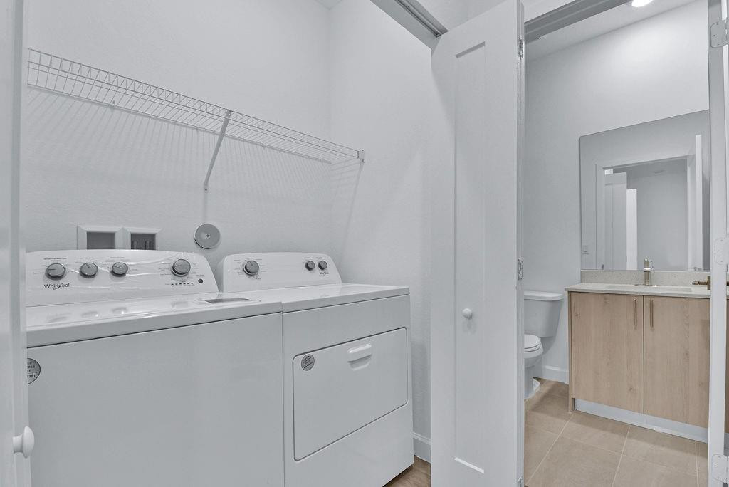 SIENA AT PALM AIRE - Residential Lease