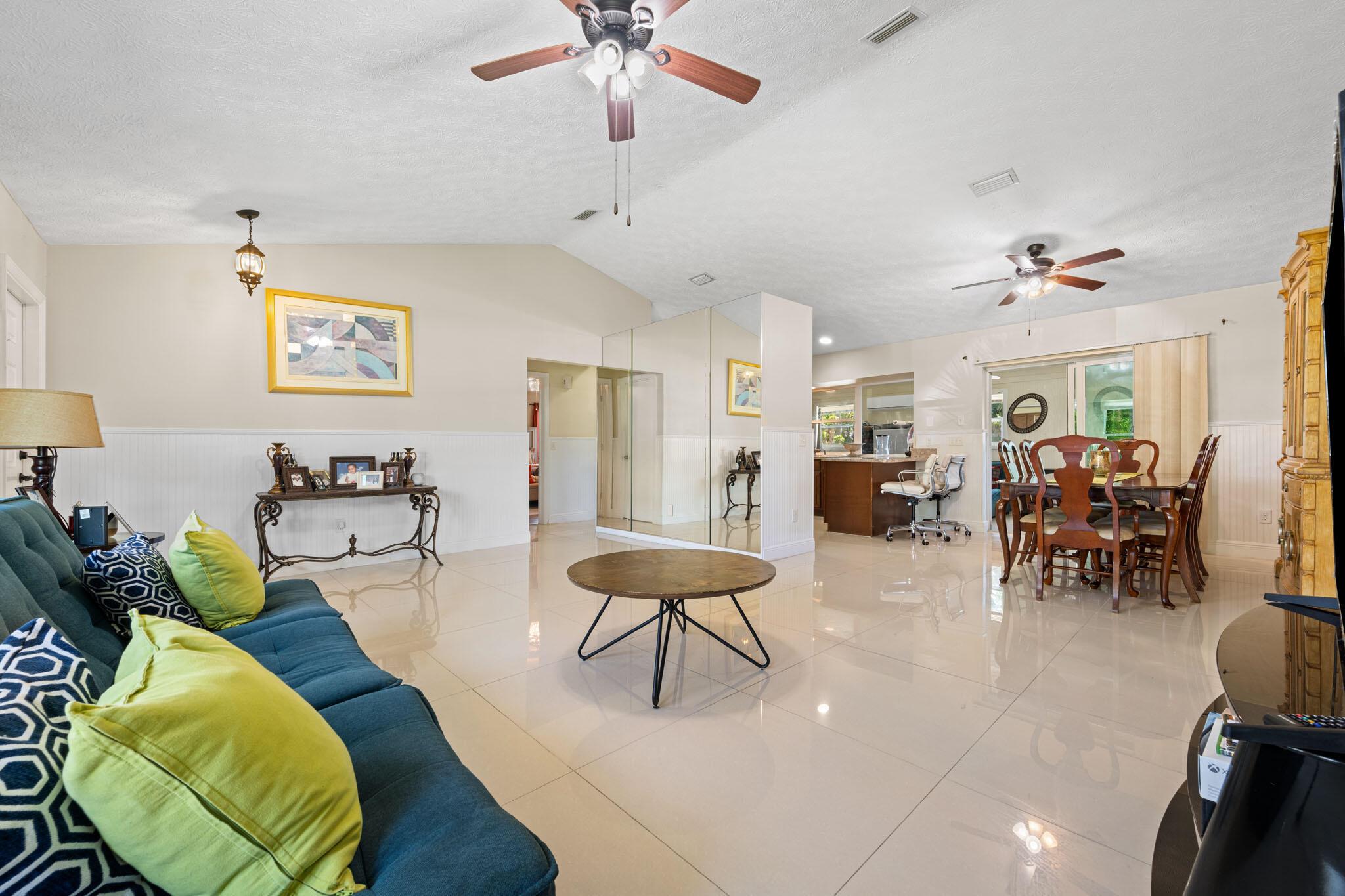 PORT ST LUCIE SECTION 10 - Residential