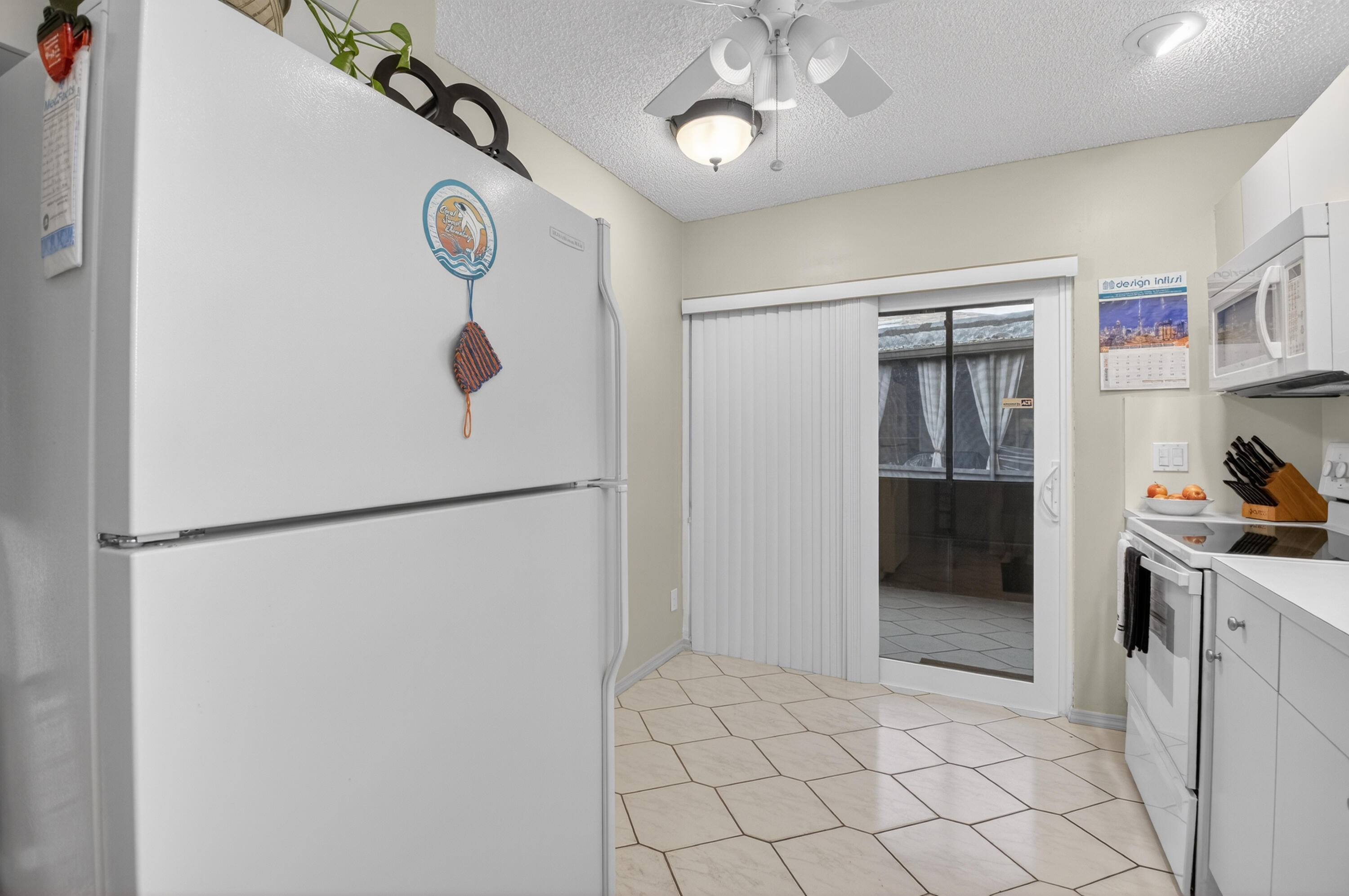 WHISPER WALK/GREENLEAF - Residential