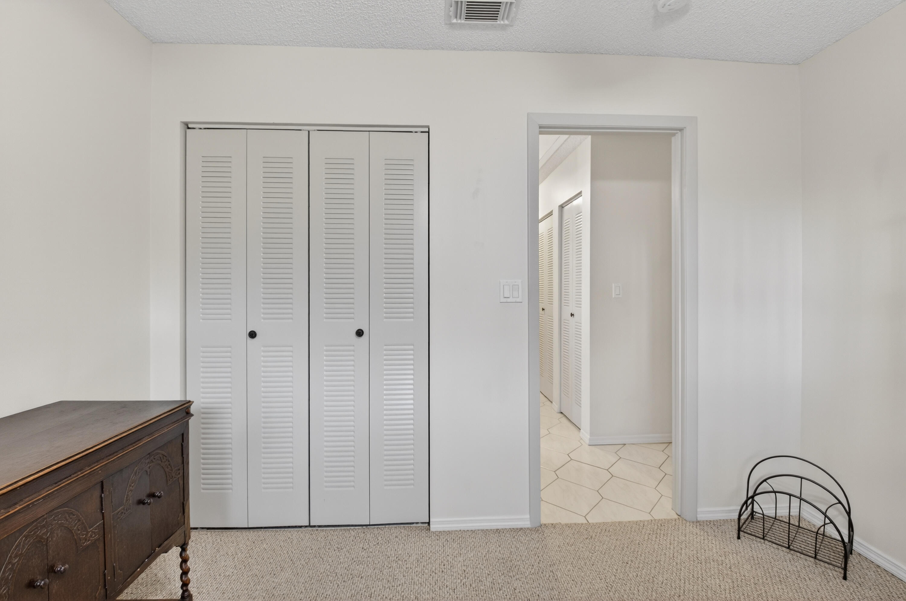 WHISPER WALK/GREENLEAF - Residential