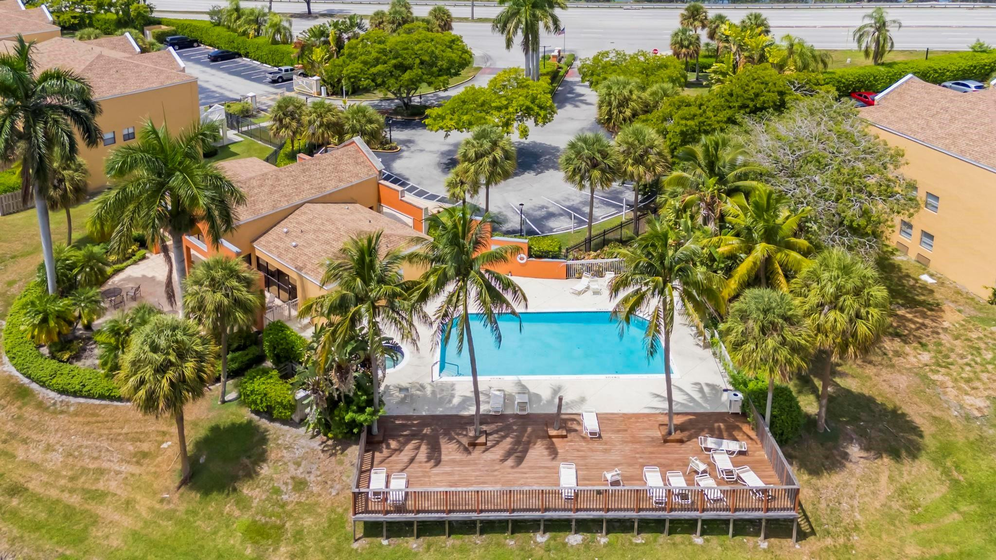 Villas At Lakeview Condo - Residential Income