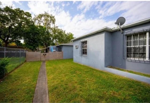 This beautifully maintained 2 bedroom 1 full bathroom unit features a modern kitchen, sleek granite countertops and laminate flooring throughout the entire unit. Conveniently located just minutes away from Downtown Miami, Miami international Airport, the design district, wynwood, and south Florida's beautiful beaches. Located near major expressways-this property offers comfort, value and unbeatable accessibility. UNIT IS VACANT AND MOVE IN READY, QUICK APPROVAL!!!