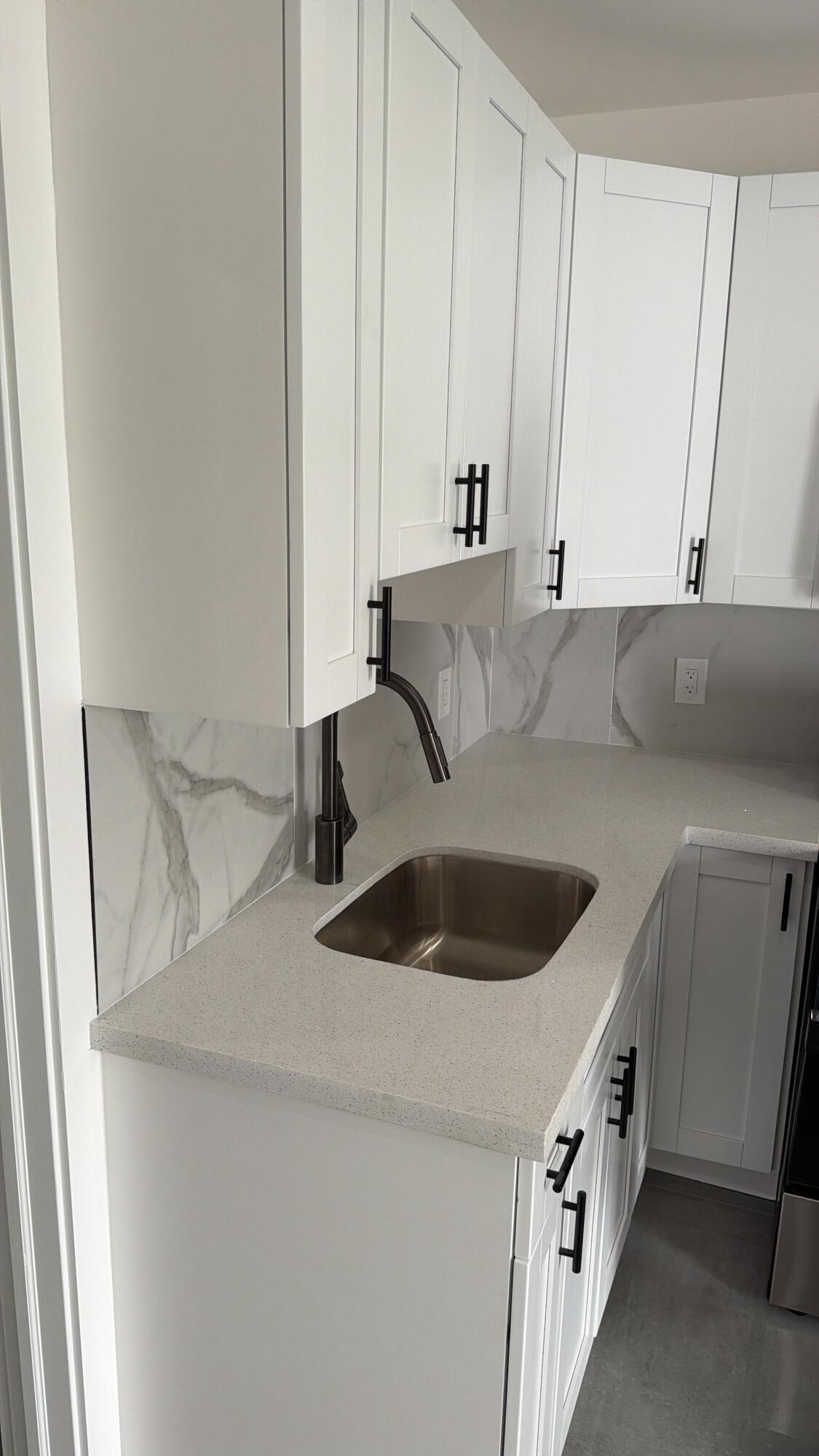 OCEAN BEACH ADDN NO 3 - Residential Lease
