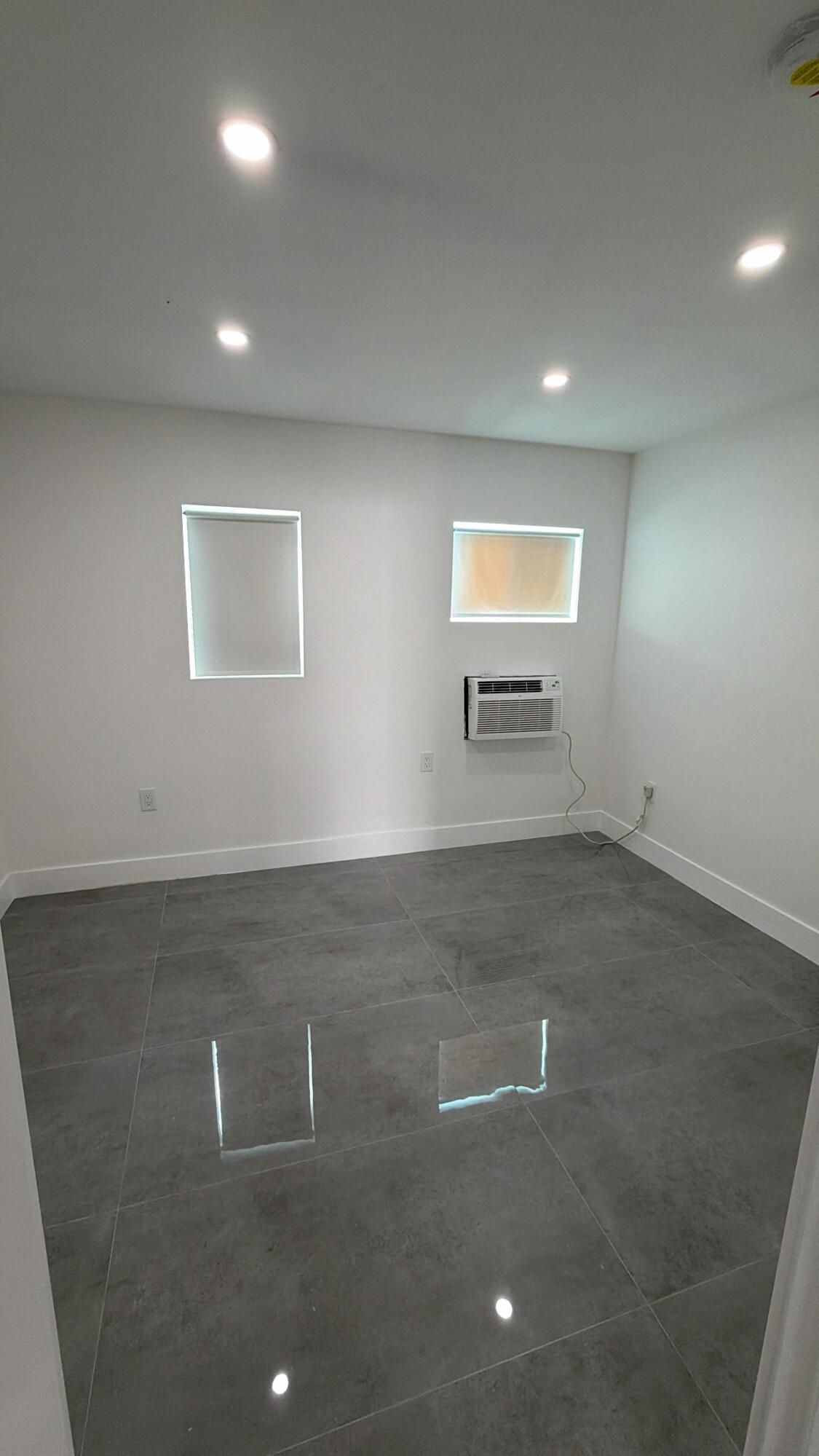 OCEAN BEACH ADDN NO 3 - Residential Lease