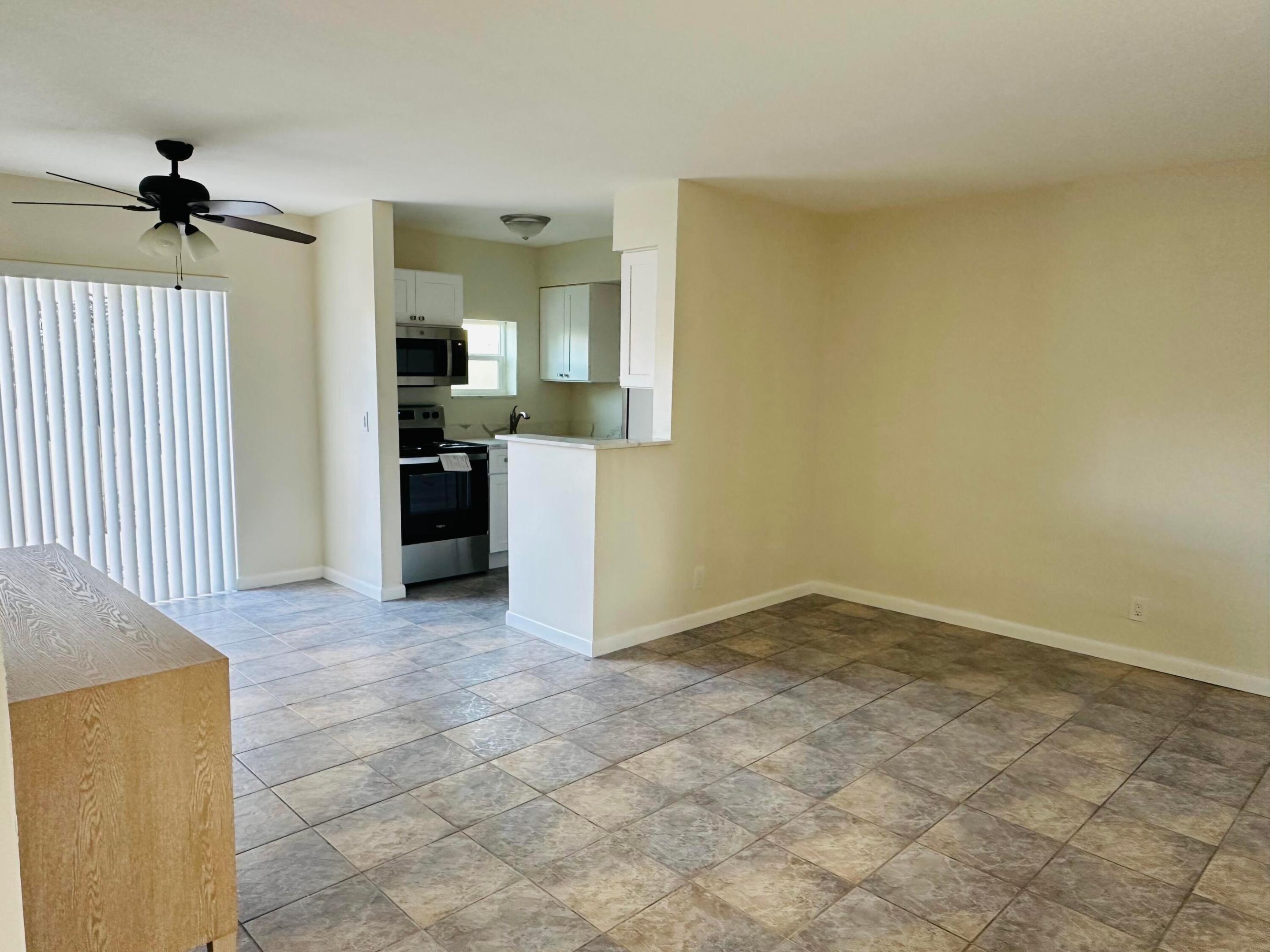 1649 SE 4th Street