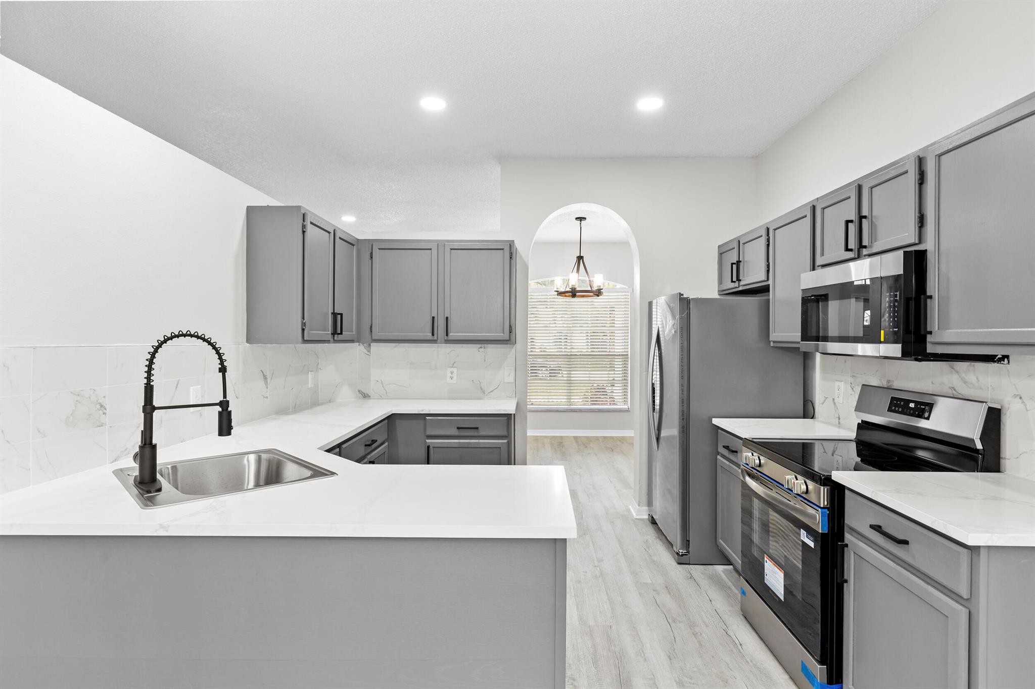 1618 SE Ridgewood Street