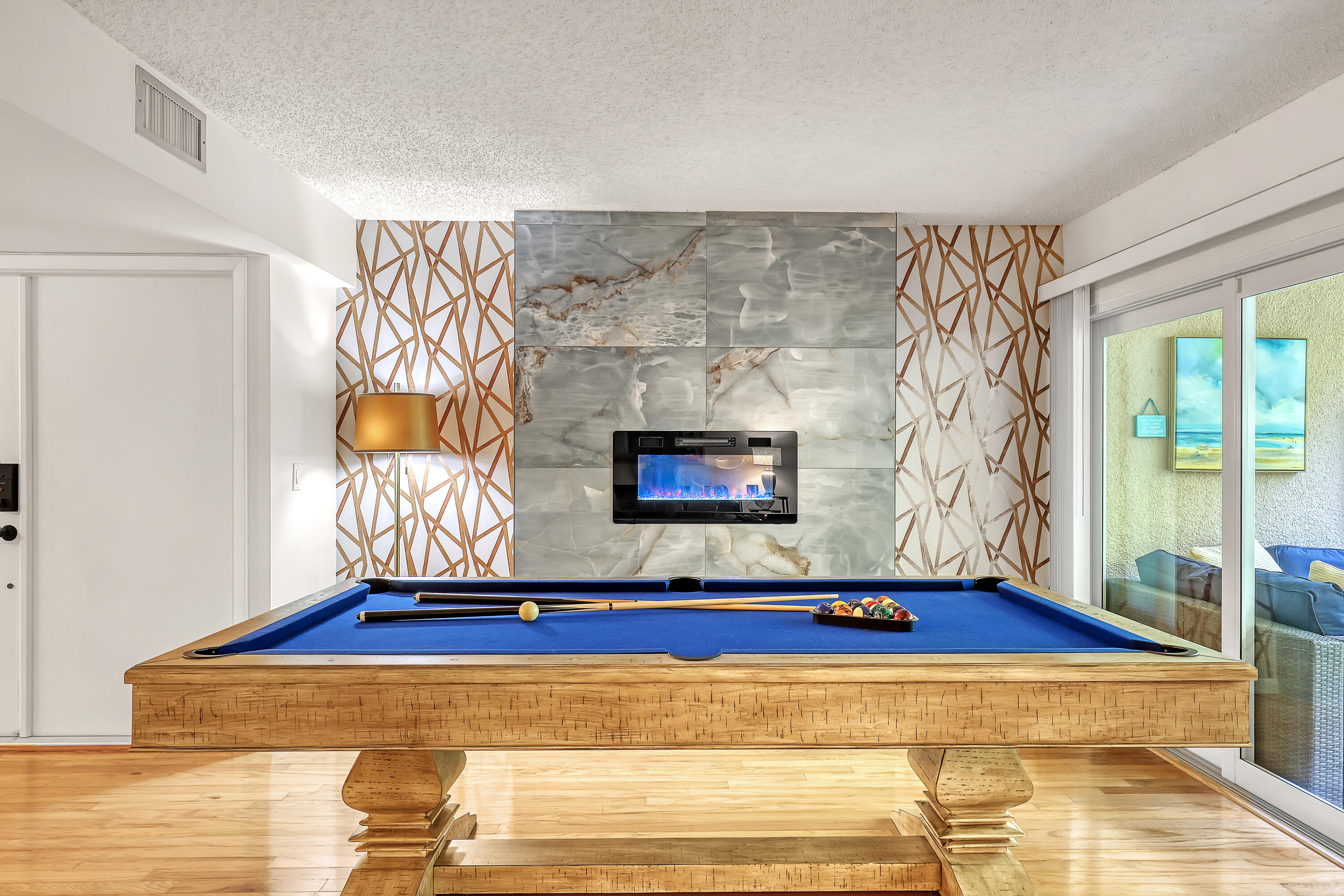 COURTYARD CONDO - Residential