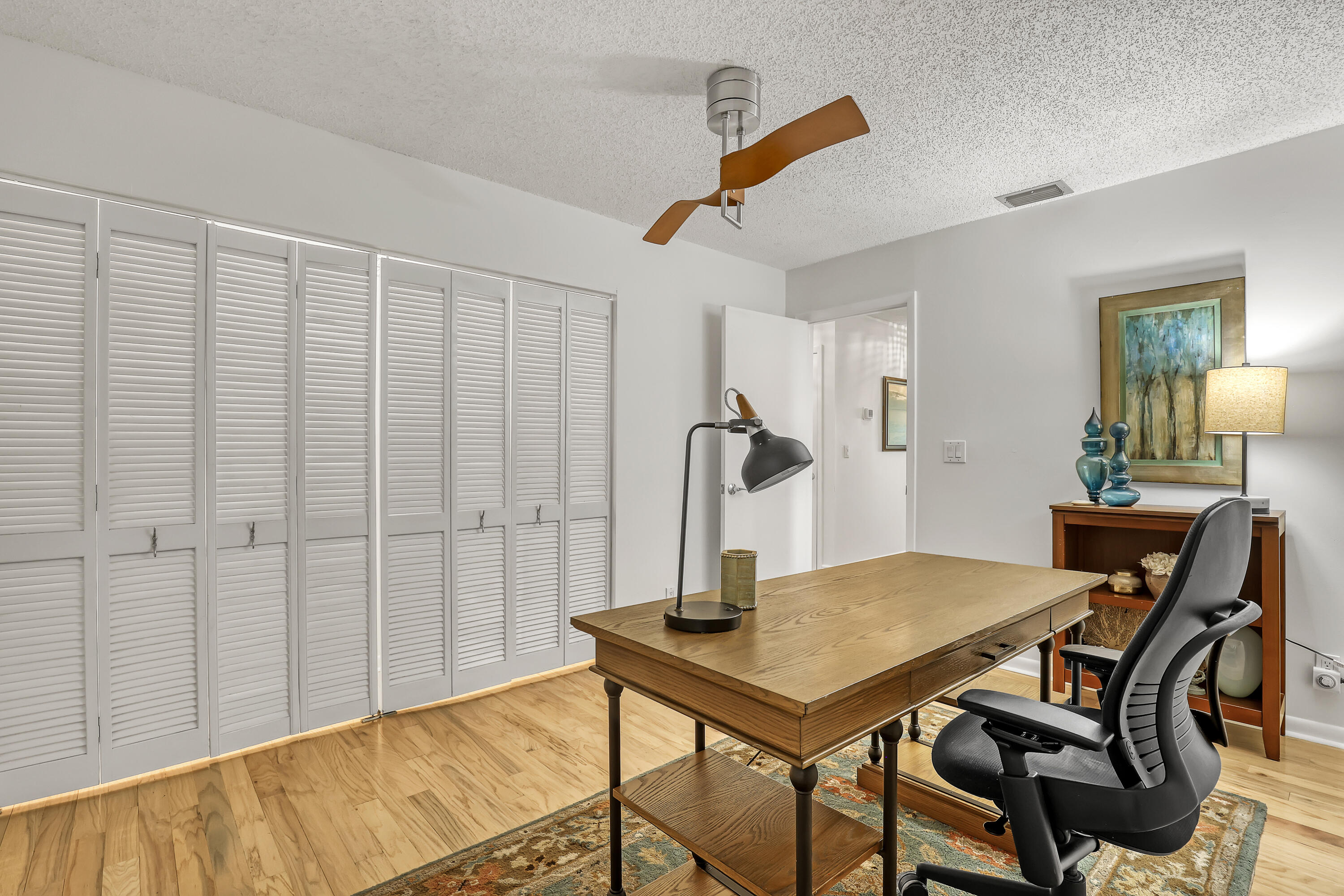 COURTYARD CONDO - Residential