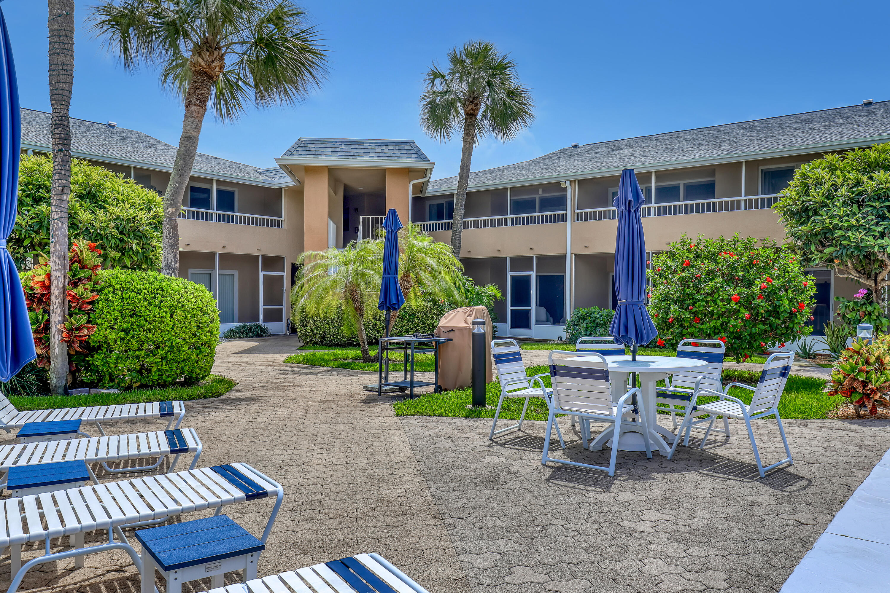 COURTYARD CONDO - Residential