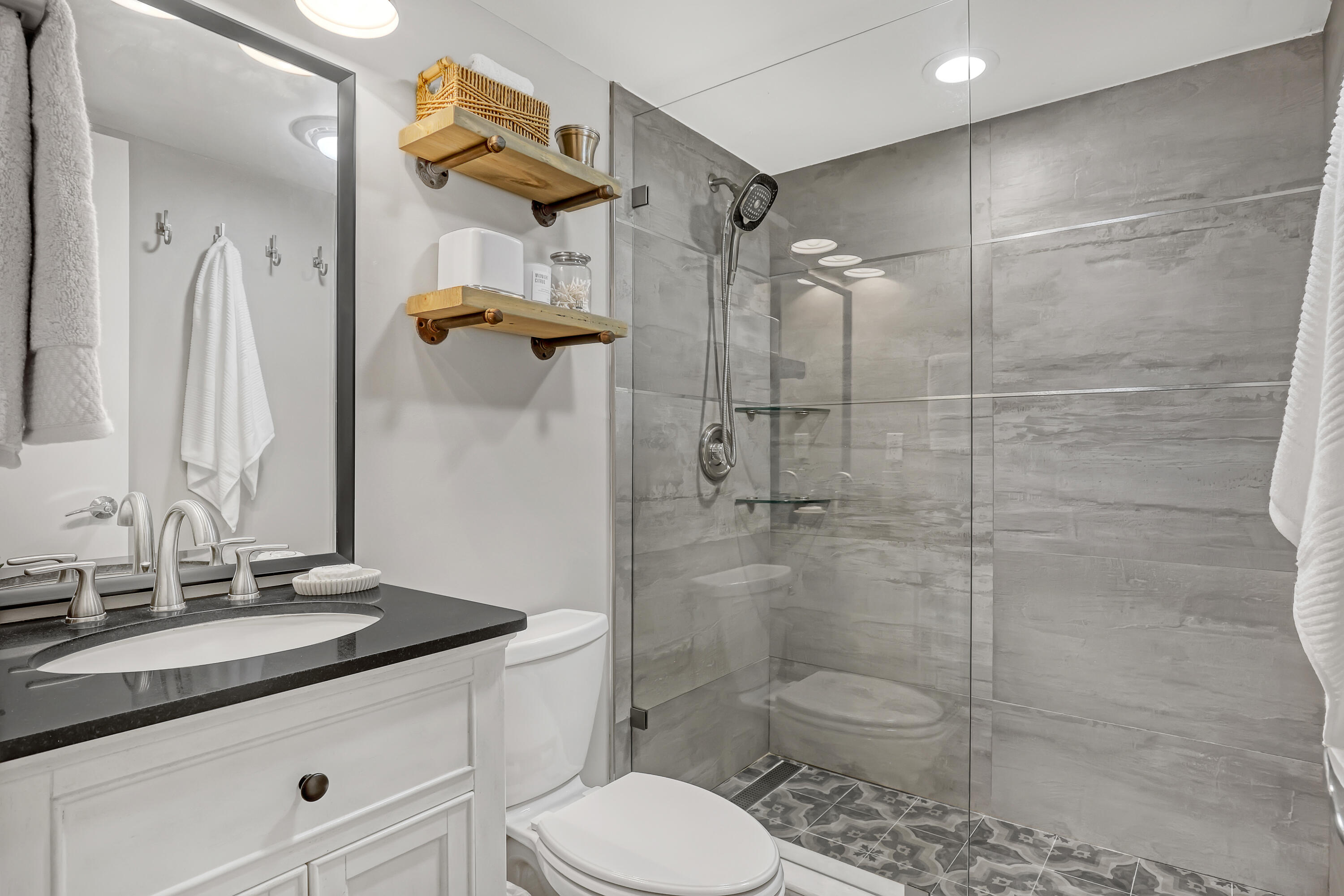 COURTYARD CONDO - Residential