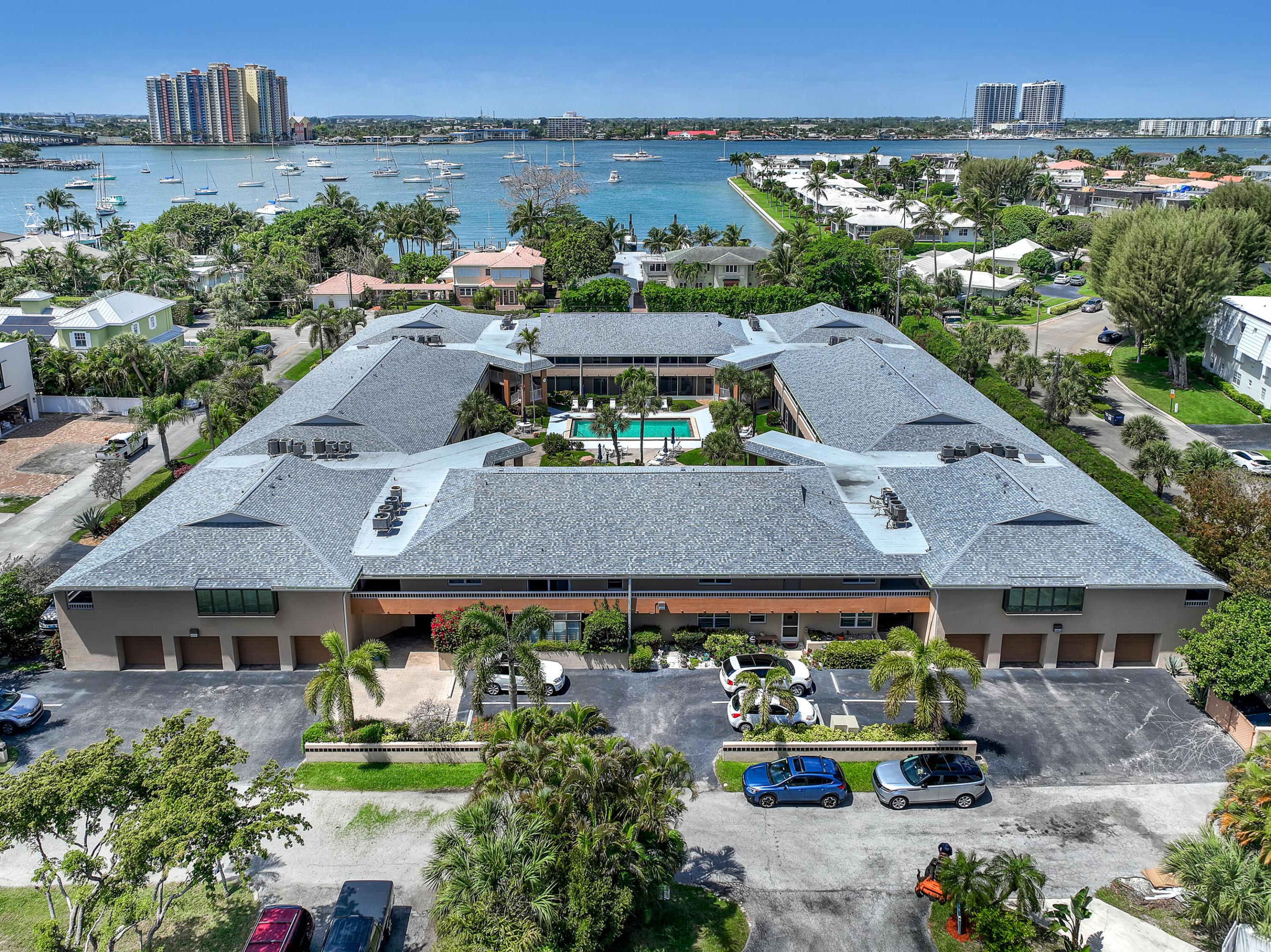 COURTYARD CONDO - Residential