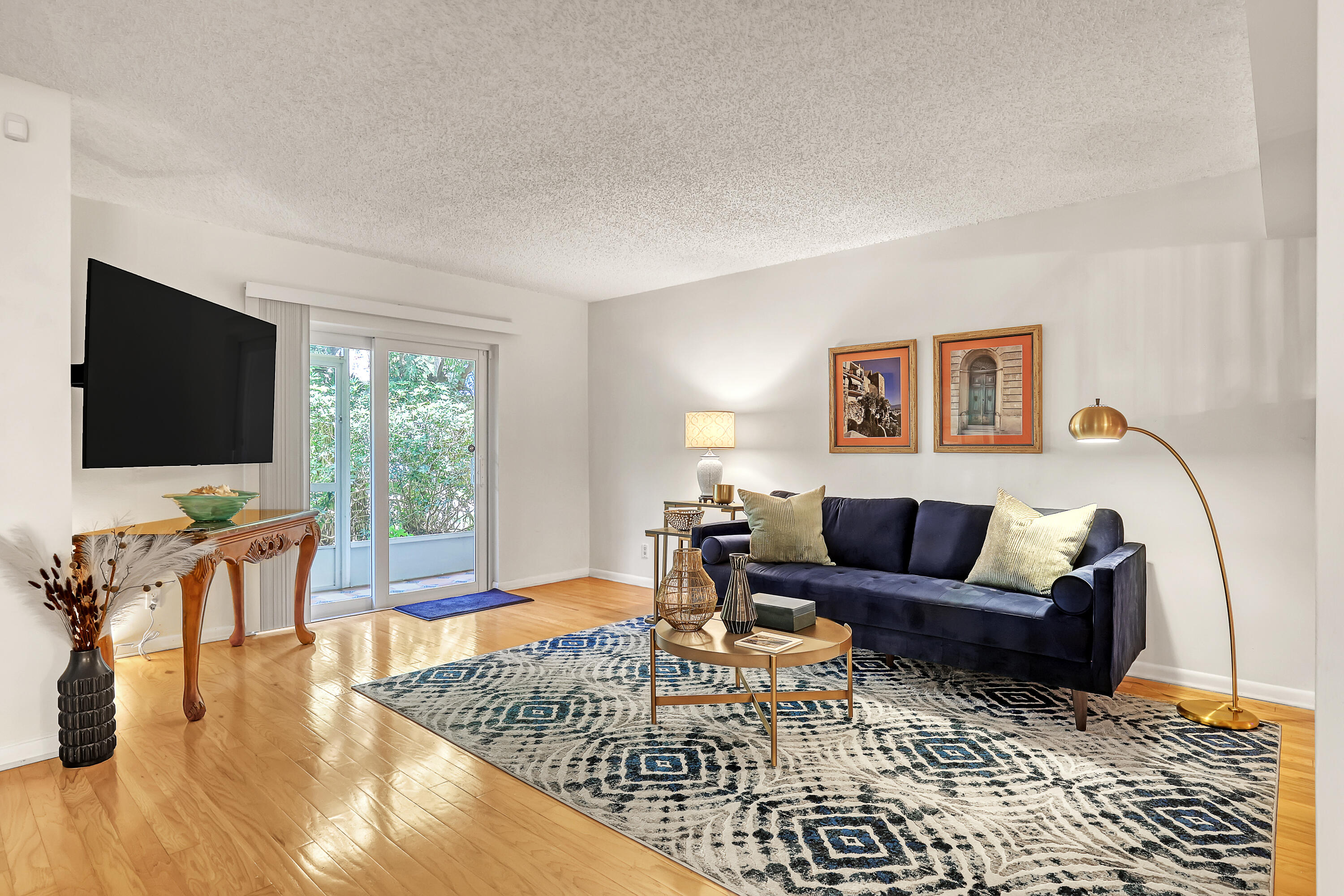 COURTYARD CONDO - Residential