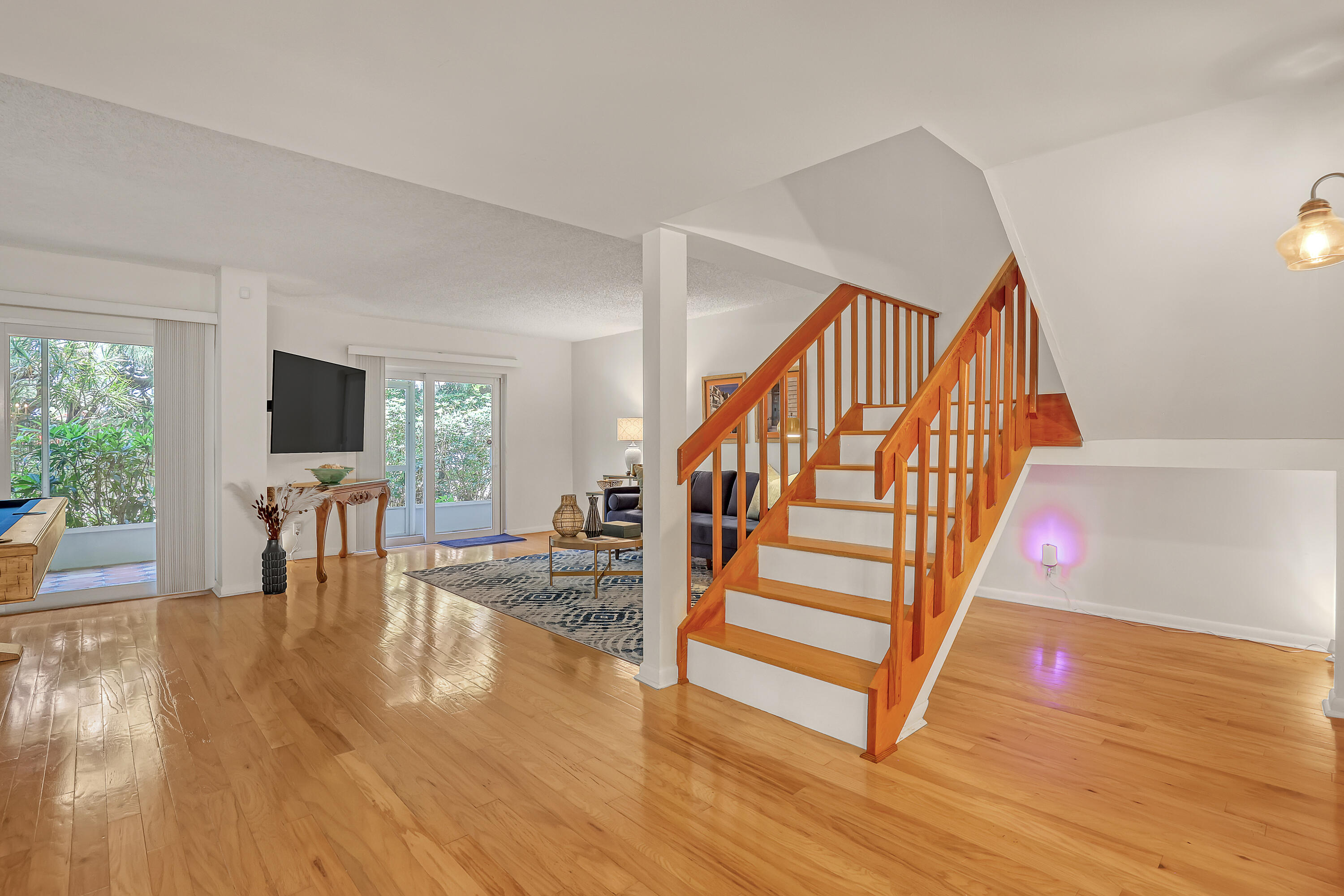 COURTYARD CONDO - Residential