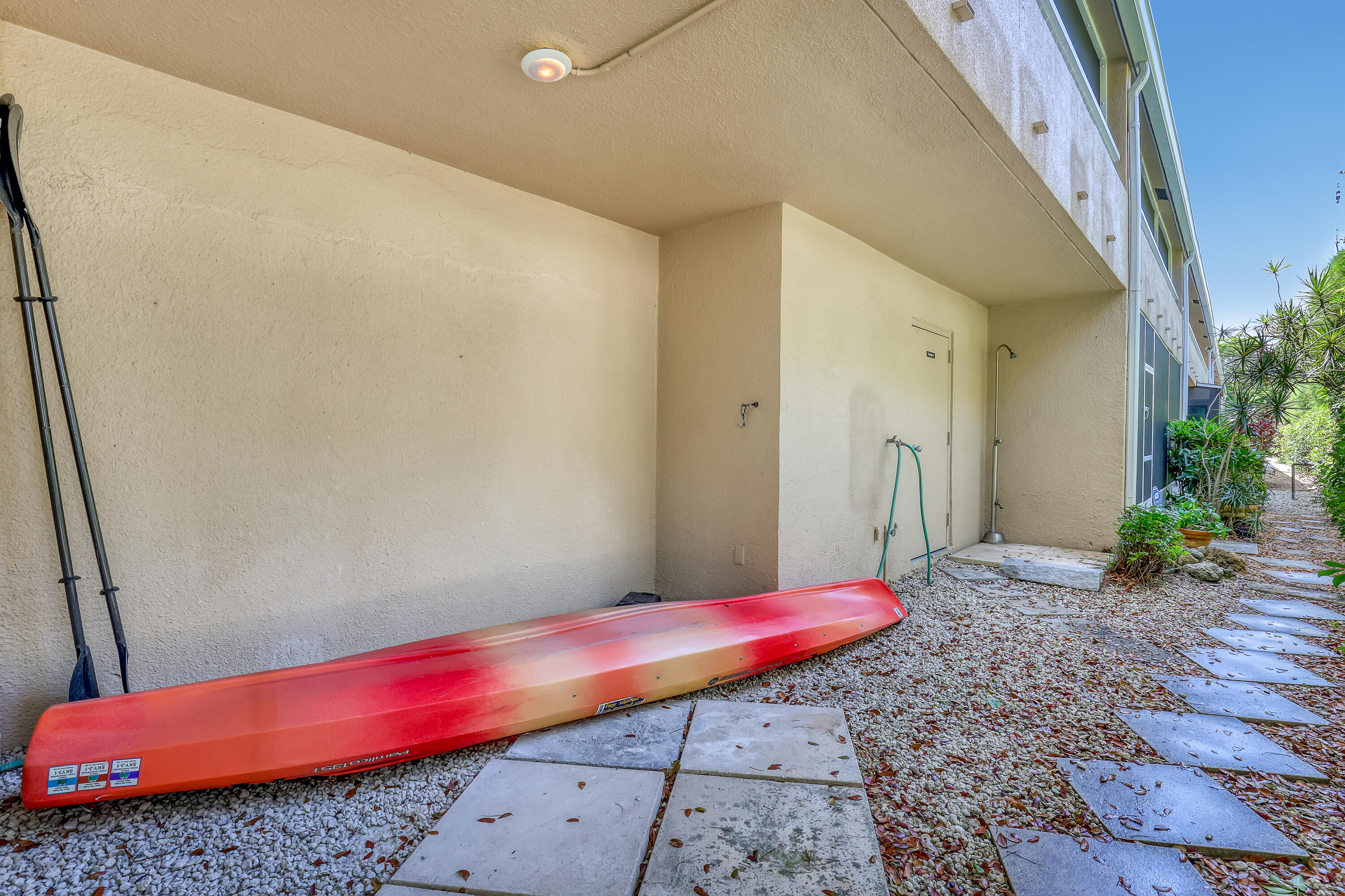 COURTYARD CONDO - Residential