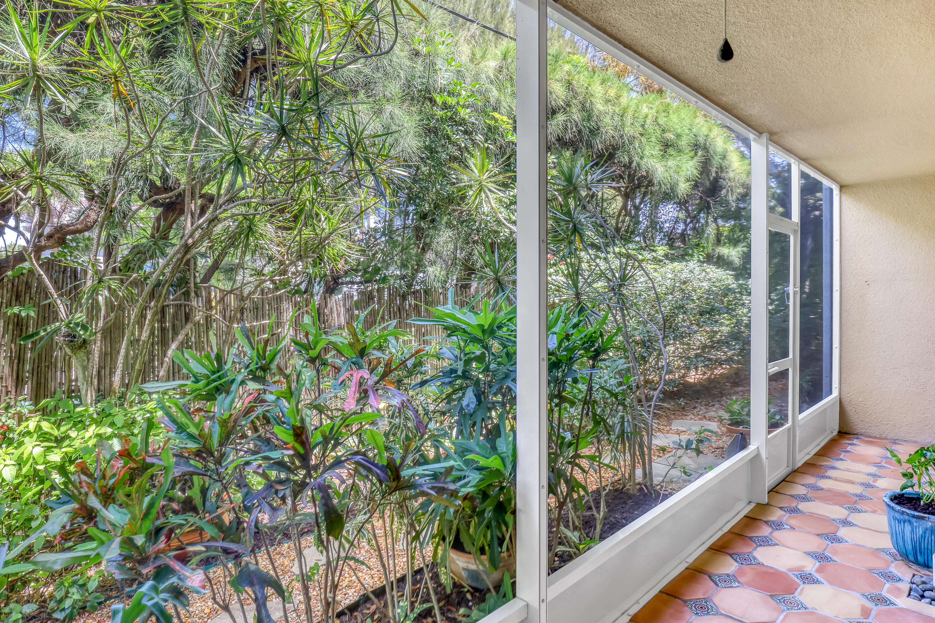 COURTYARD CONDO - Residential