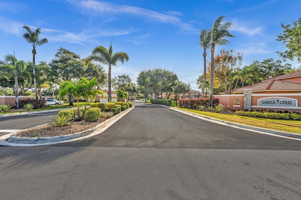 Photo of 9782 Kamena Circle, Boynton Beach, FL 33436 (MLS # R11087586)
