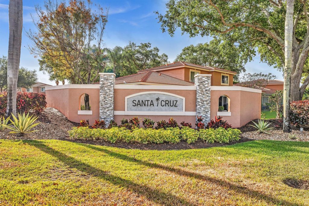 Photo of 9782 Kamena Circle, Boynton Beach, FL 33436 (MLS # R11087586)