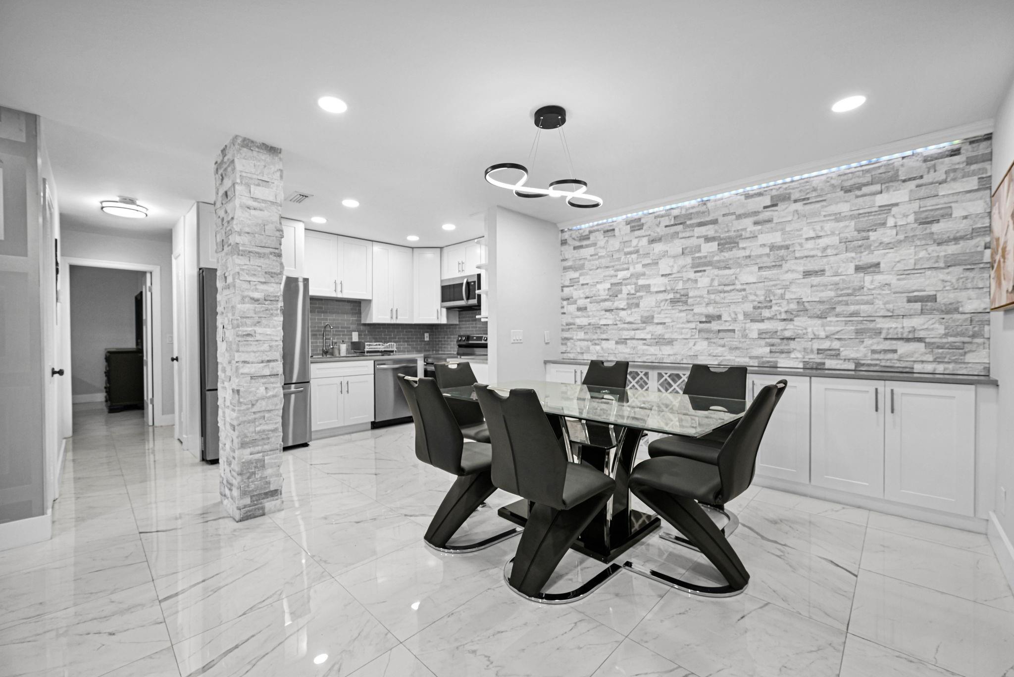 Bay Colony Club Condo - Residential Lease