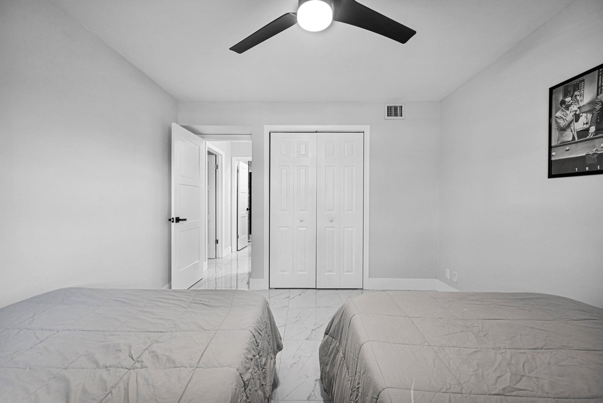 Bay Colony Club Condo - Residential Lease