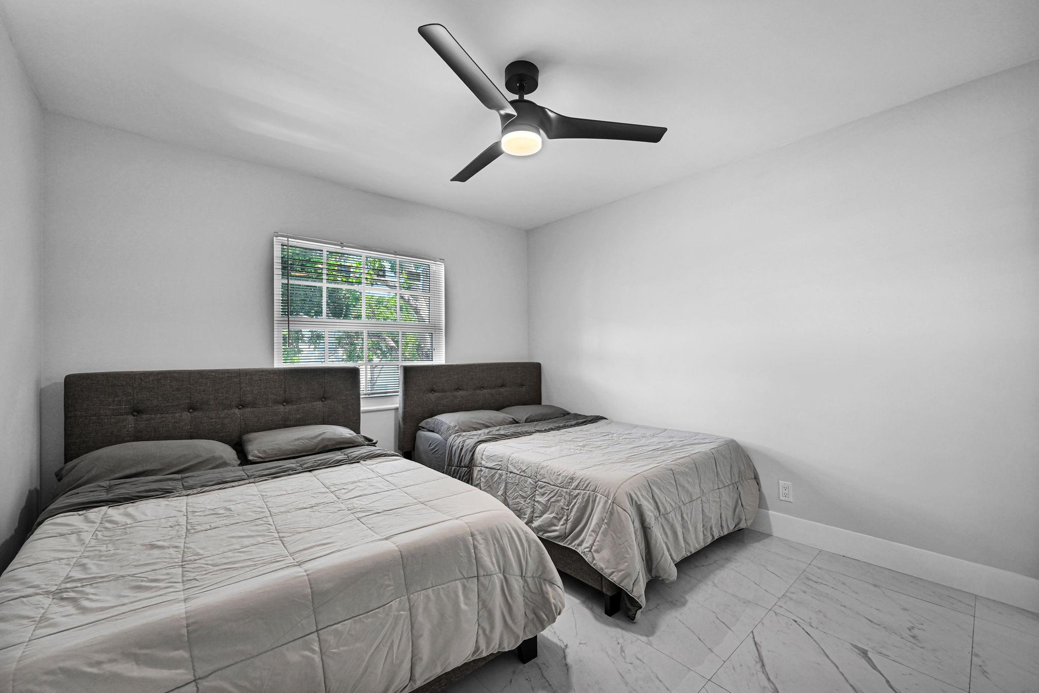 Bay Colony Club Condo - Residential Lease