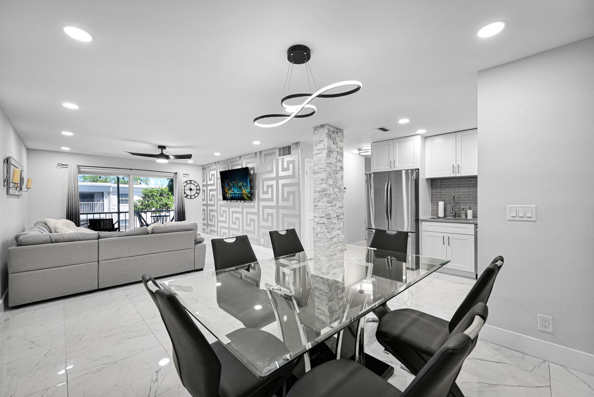 Bay Colony Club Condo - Residential Lease