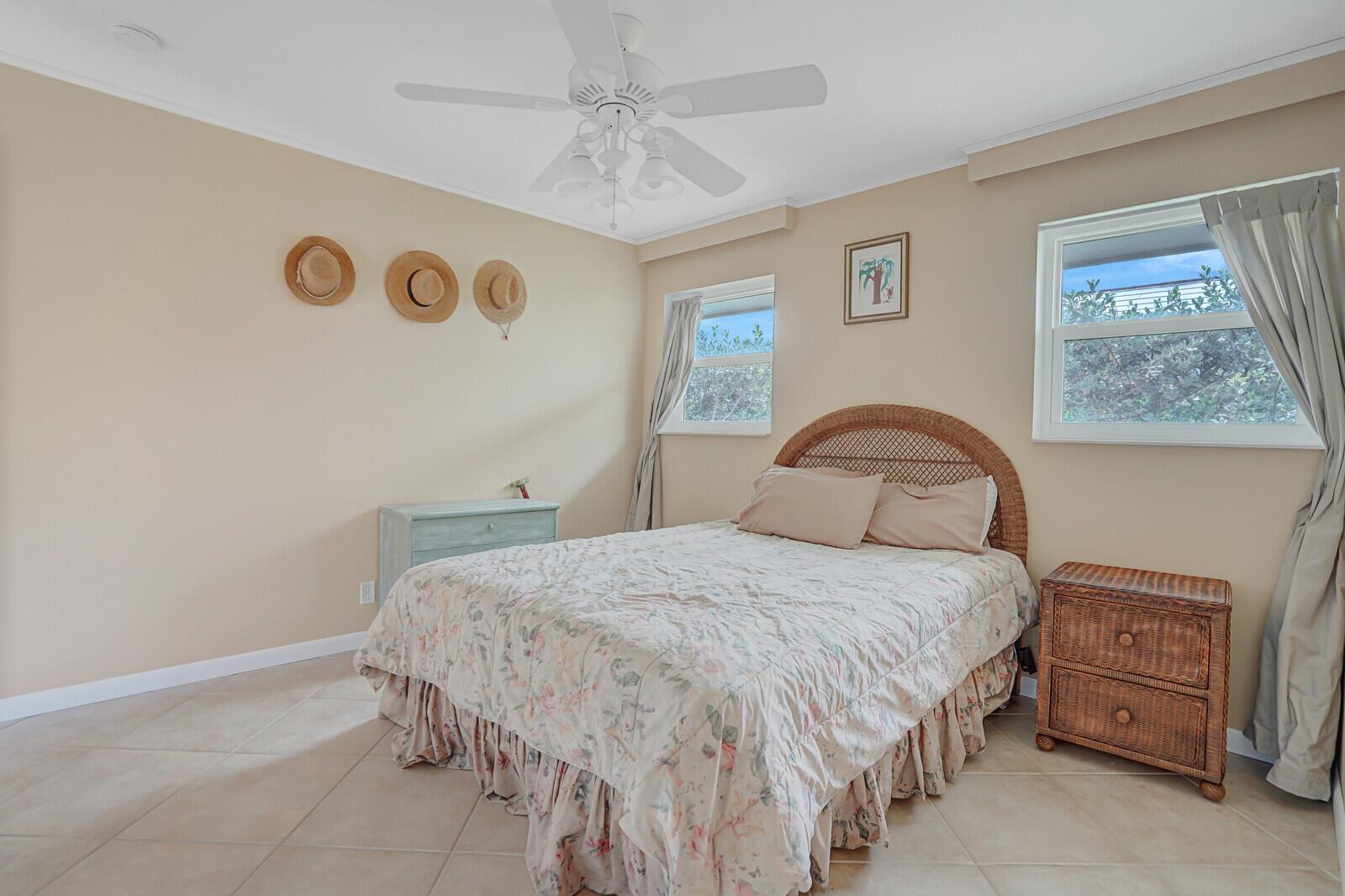 PALM BEACH ISLES 1 - Residential