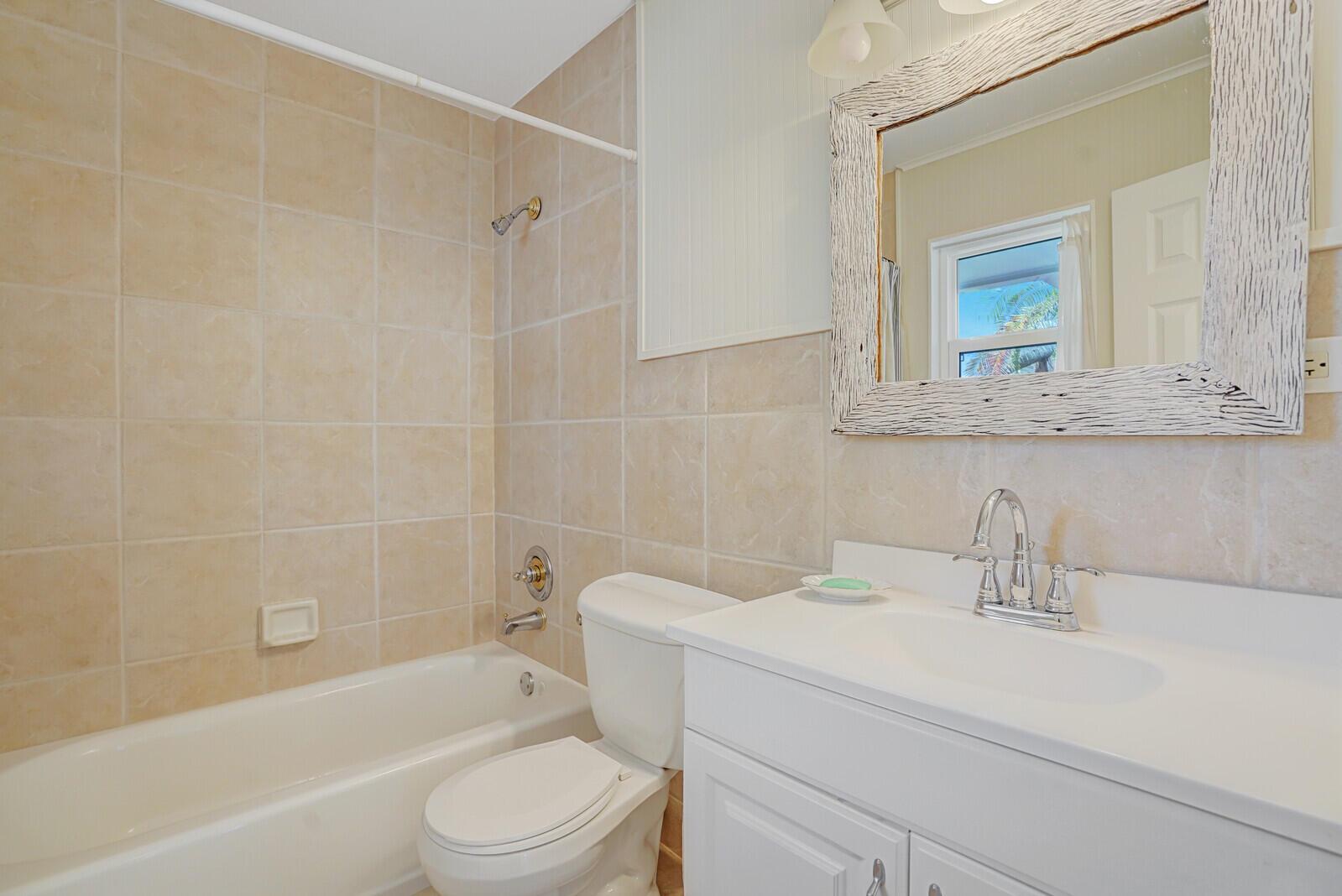 PALM BEACH ISLES 1 - Residential