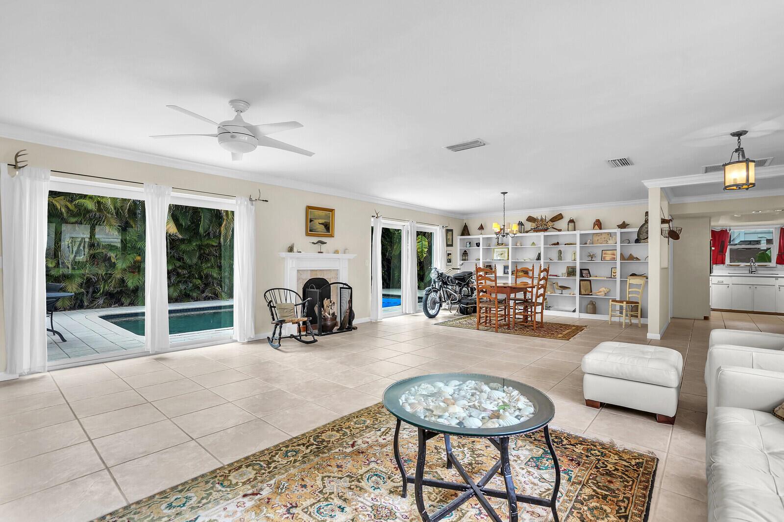 PALM BEACH ISLES 1 - Residential