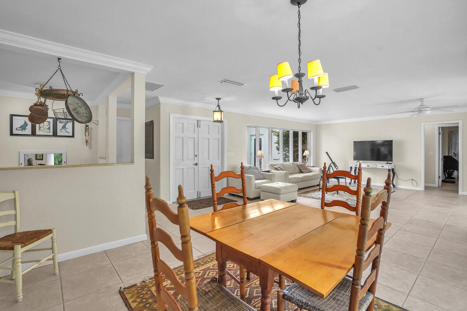 PALM BEACH ISLES 1 - Residential