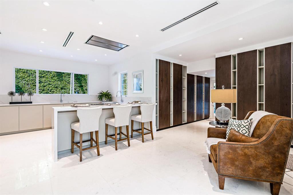 El Encanto 2 - Residential