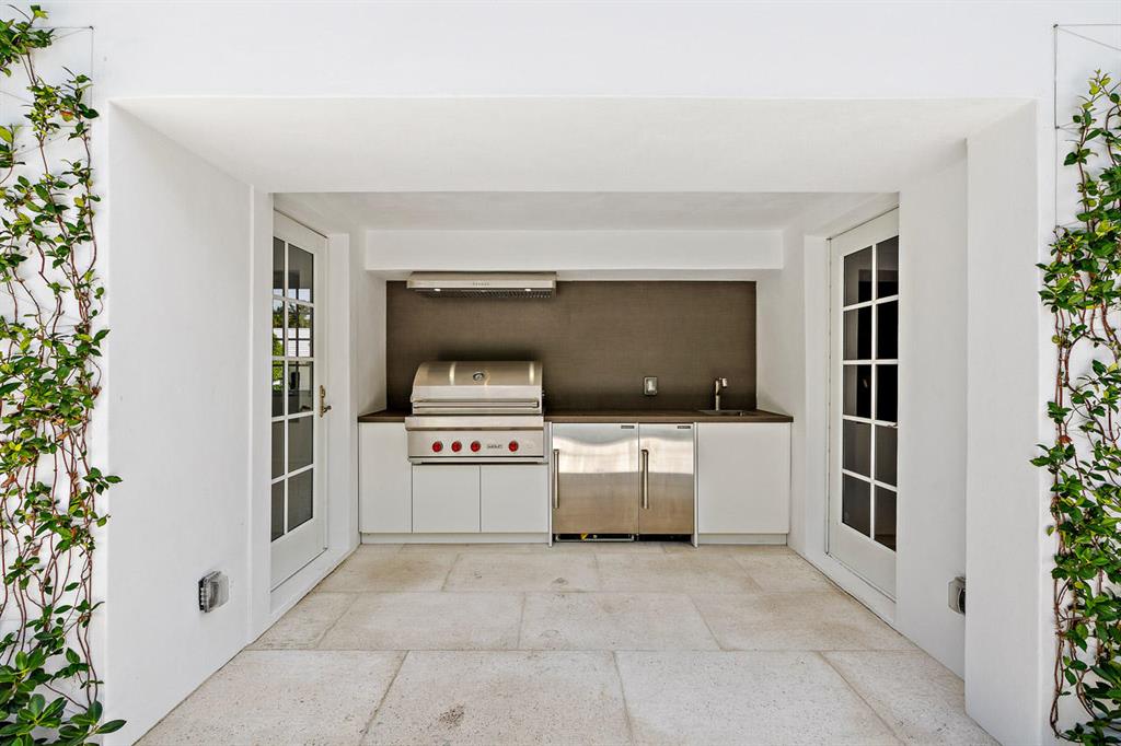 El Encanto 2 - Residential