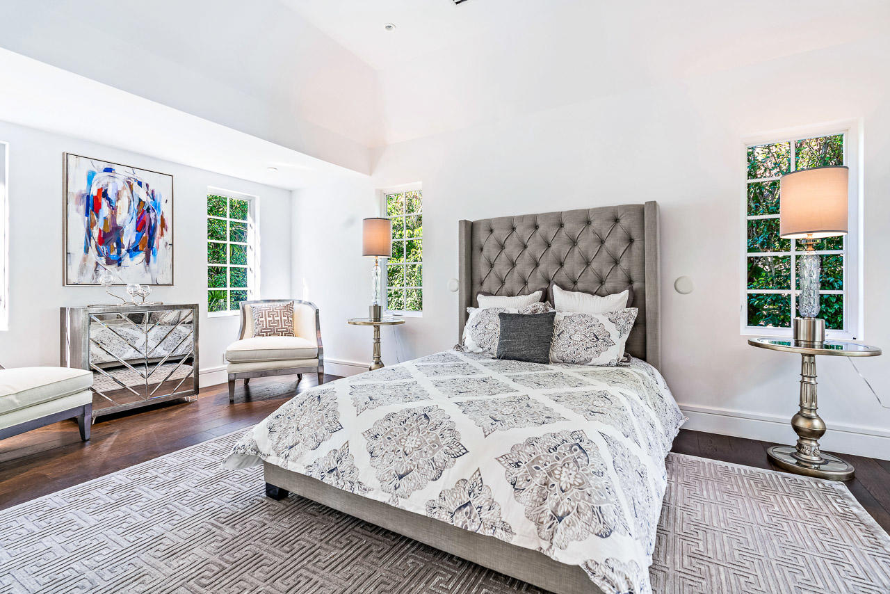 El Encanto 2 - Residential