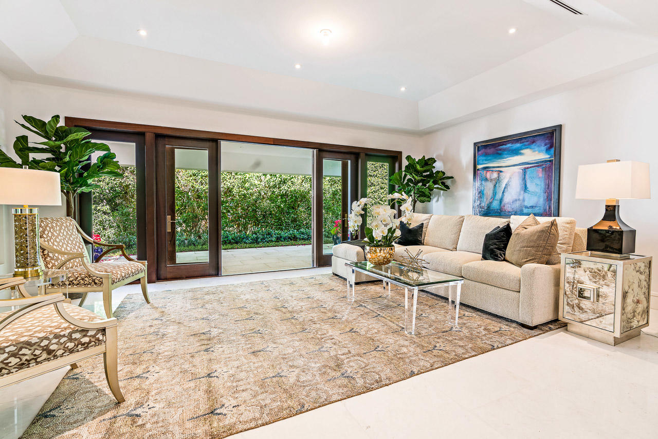 El Encanto 2 - Residential