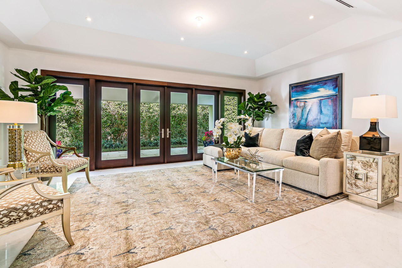 El Encanto 2 - Residential