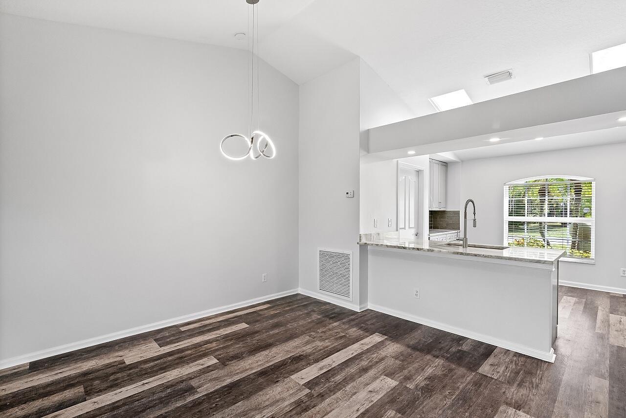 PORT ST LUCIE SECTION 3 - Residential