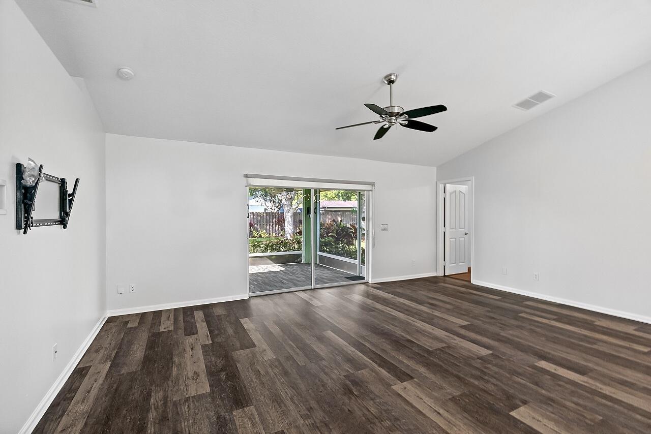 PORT ST LUCIE SECTION 3 - Residential