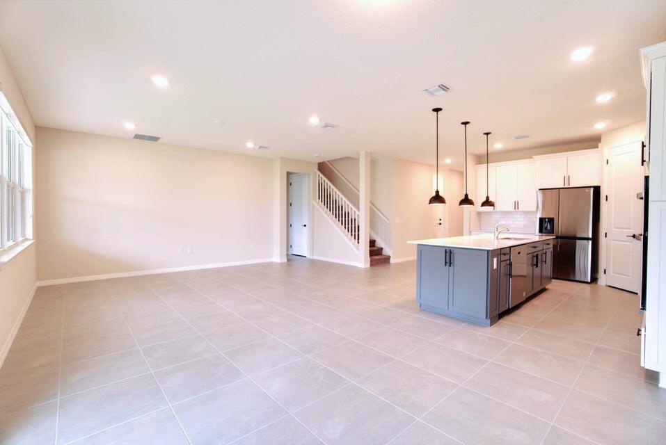 WINDSONG ESTATES - Residential Lease