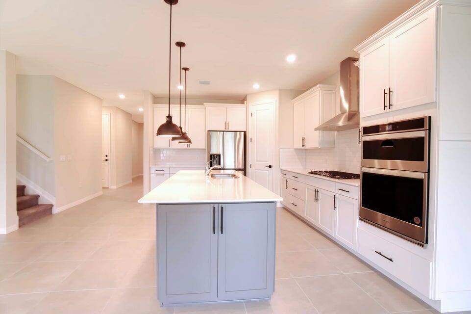 WINDSONG ESTATES - Residential Lease