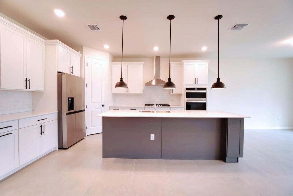 WINDSONG ESTATES - Residential Lease