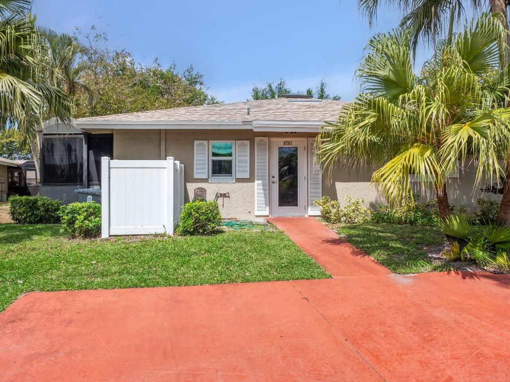 Photo of 8761 Echo Lane, Boca Raton, FL 33496 (MLS # R11064921)