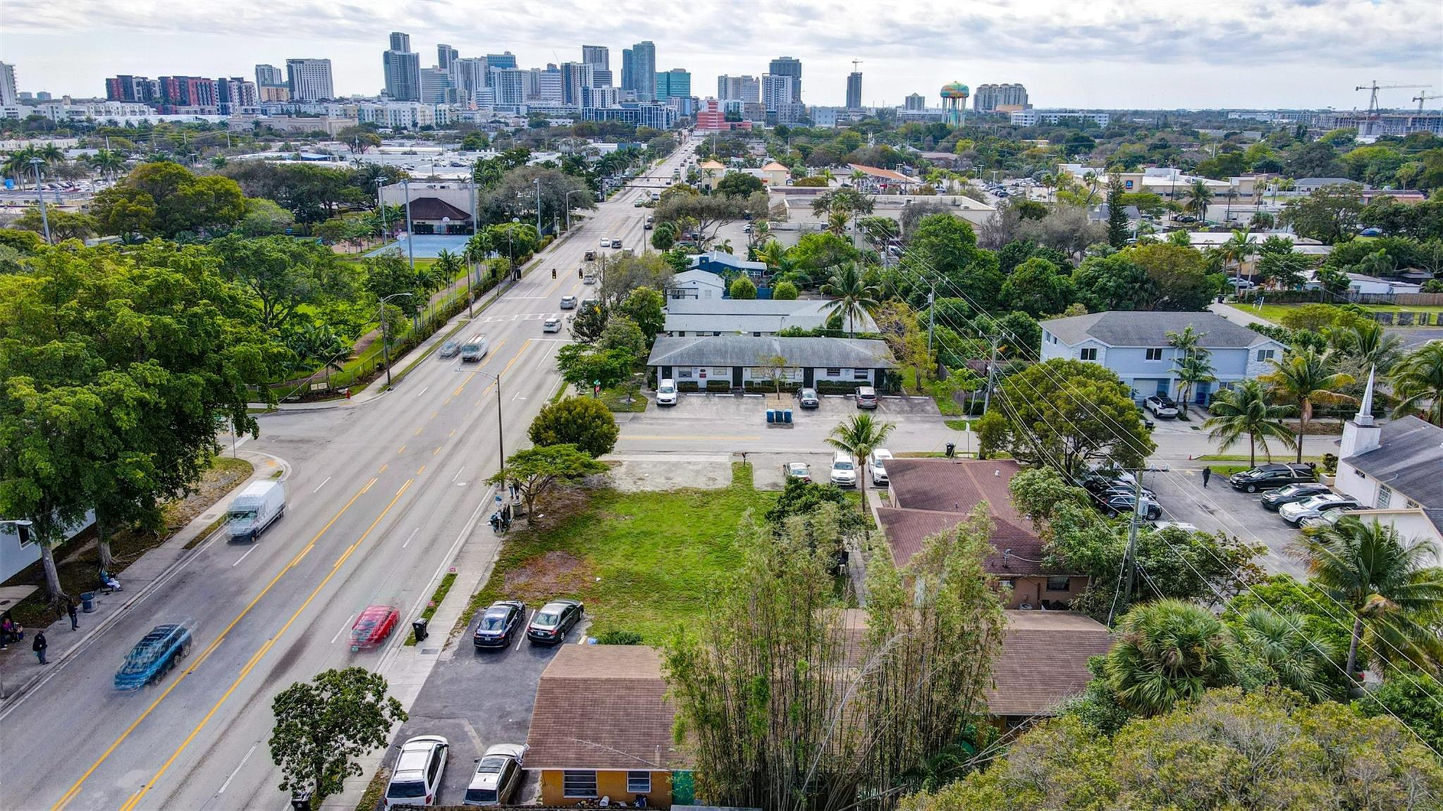 25 NW 11th St