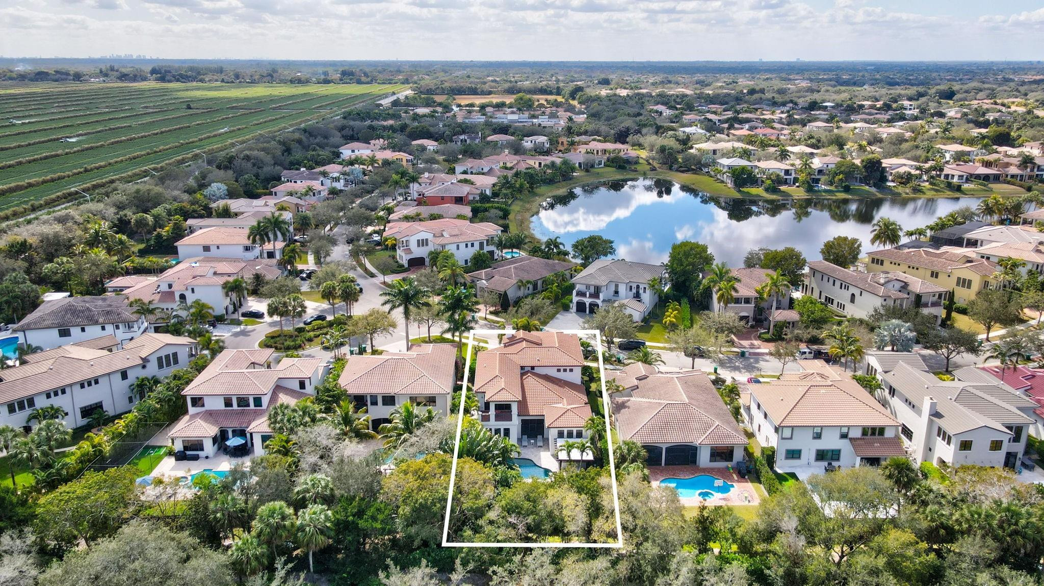 Parkland Golf & Country C - Residential