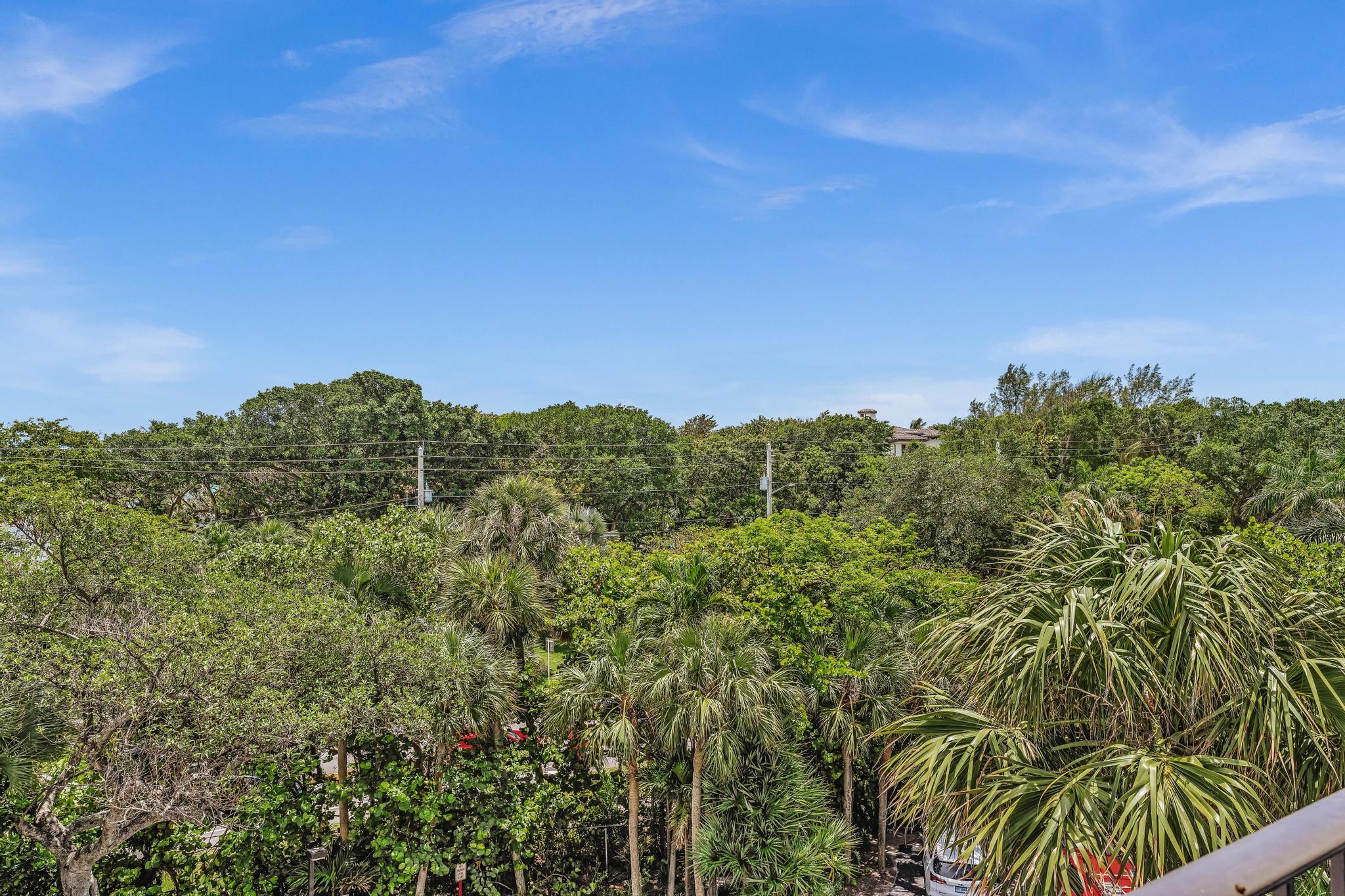 CARRON HOUSE CONDO - Residential