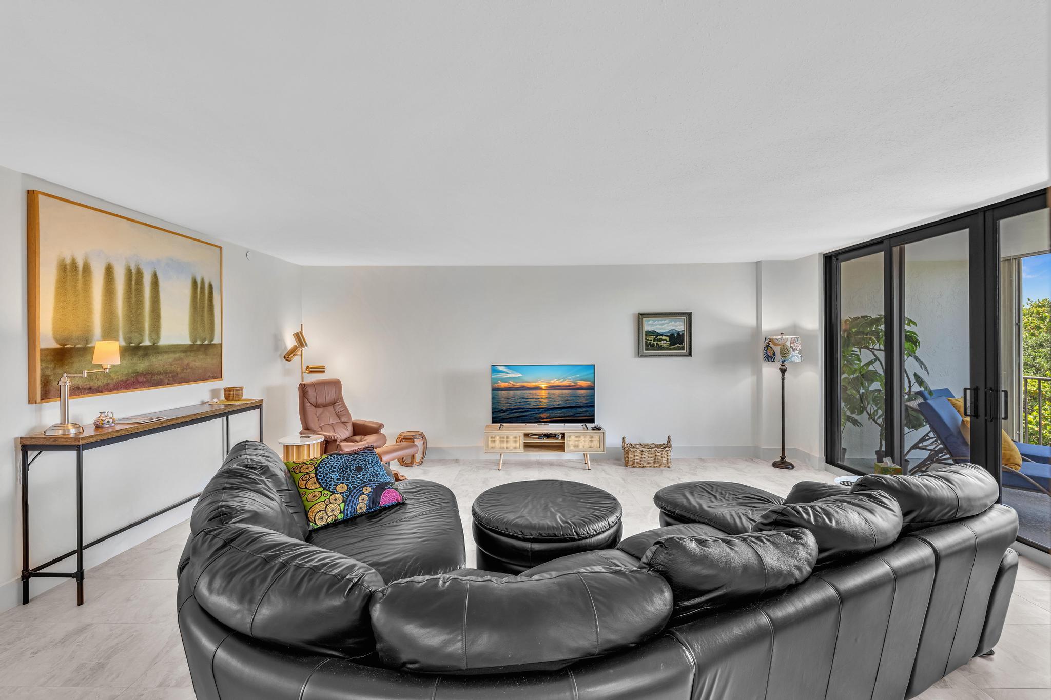 CARRON HOUSE CONDO - Residential
