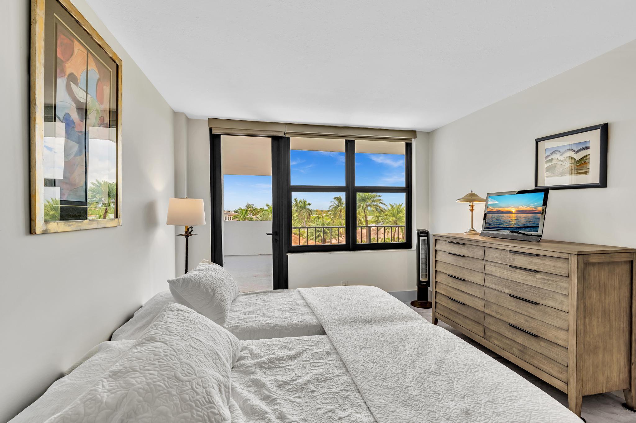 CARRON HOUSE CONDO - Residential