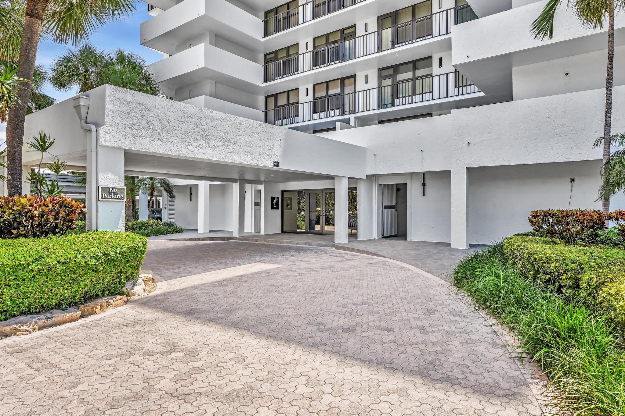 CARRON HOUSE CONDO - Residential