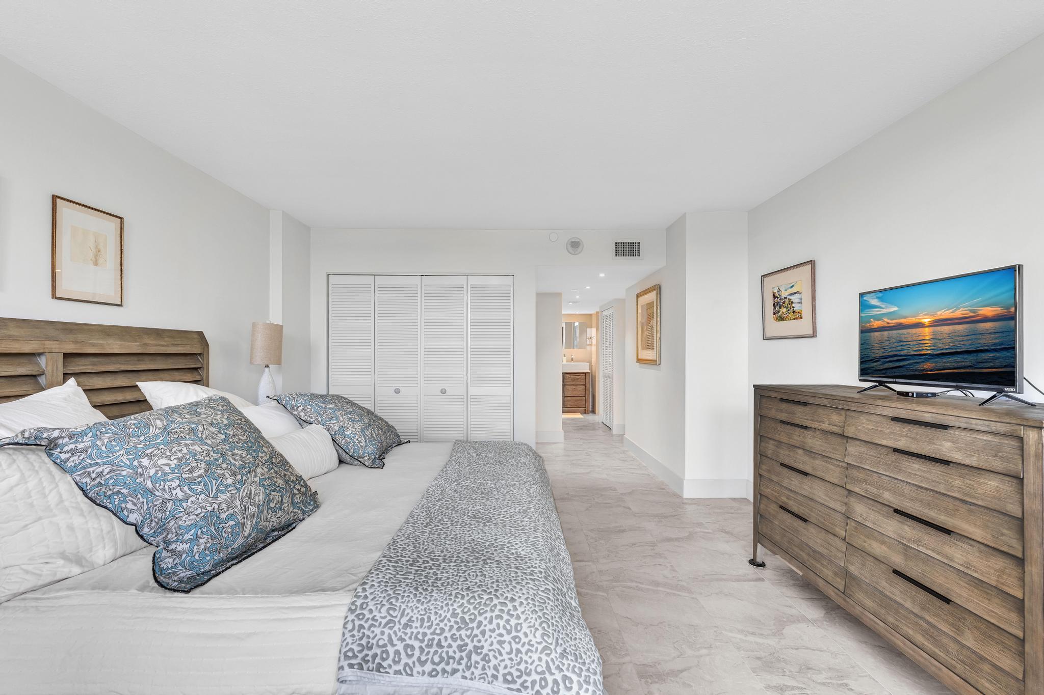 CARRON HOUSE CONDO - Residential