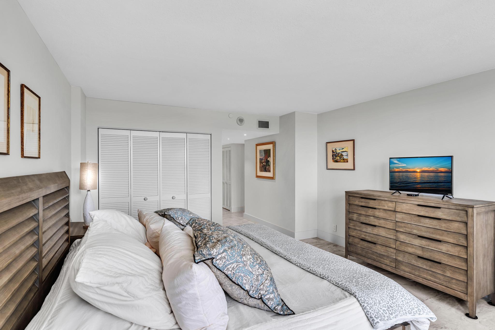 CARRON HOUSE CONDO - Residential