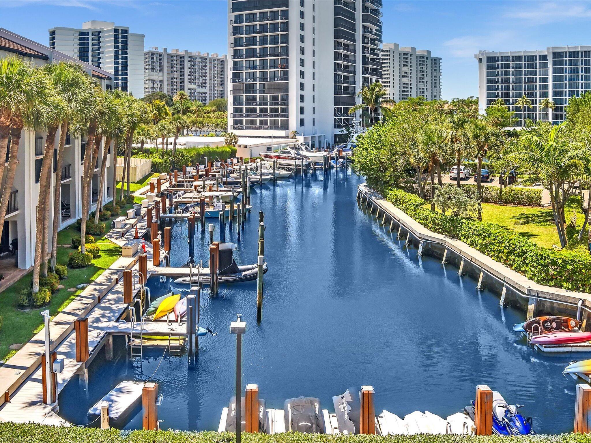 CARRON HOUSE CONDO - Residential