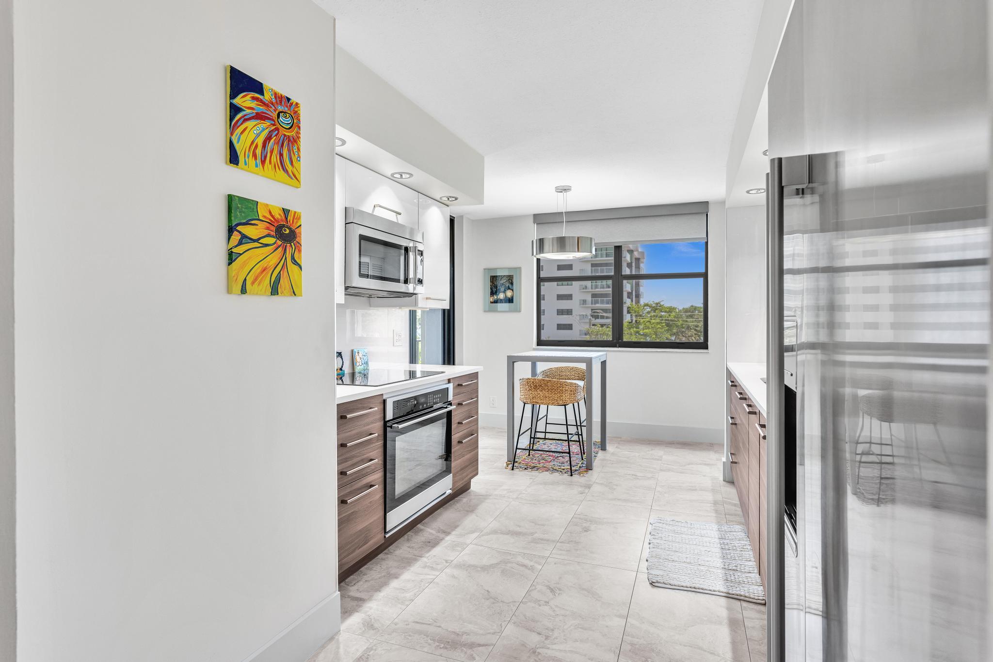 CARRON HOUSE CONDO - Residential